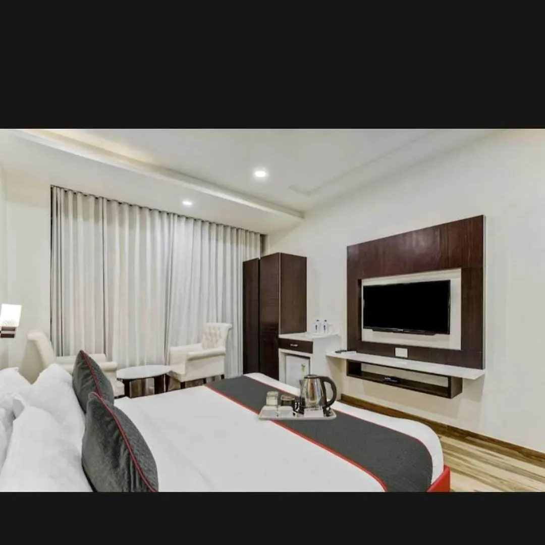 Hotel O Raas Near Near Paschim Vihar Delhi  Delhi (National Capital Territory of India)