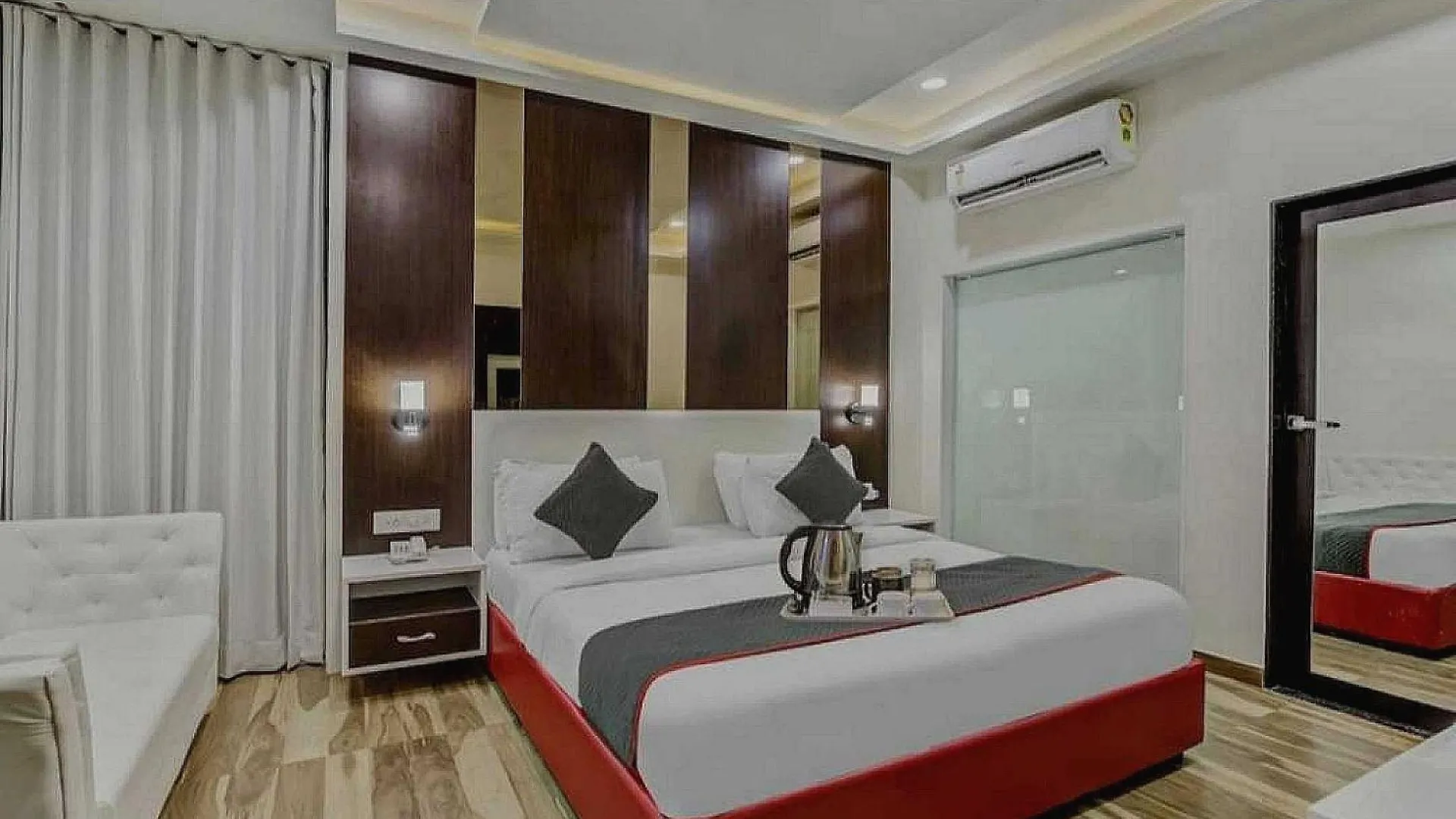 Hotel O Raas Near Near Paschim Vihar Delhi