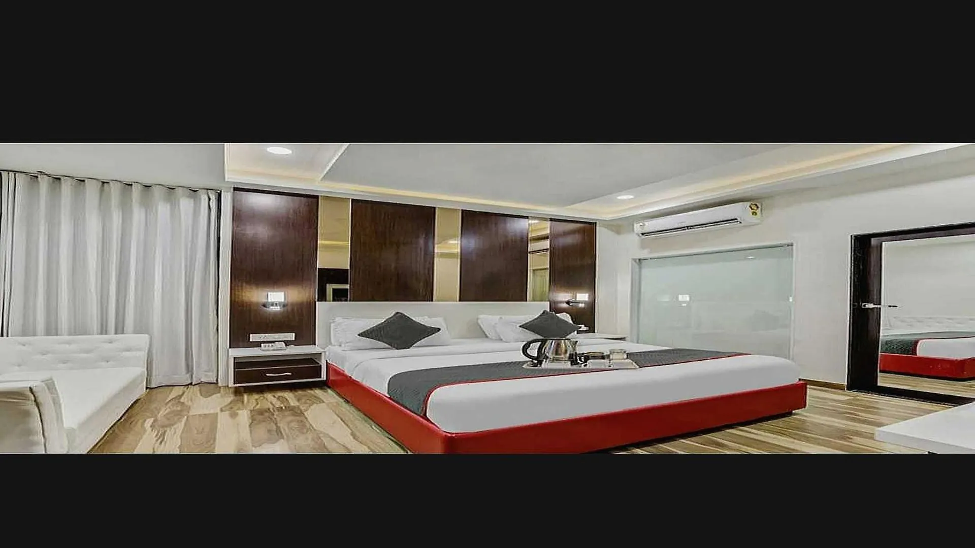 ***  Hotel O Raas Near Near Paschim Vihar Delhi  India